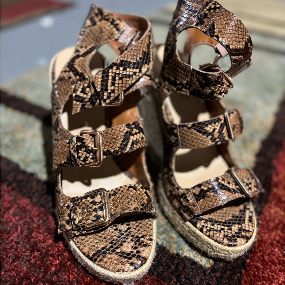 Stylish Brown Snakeskin Women's Sandals